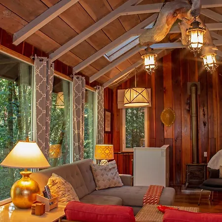 Big Bertha'S Villa